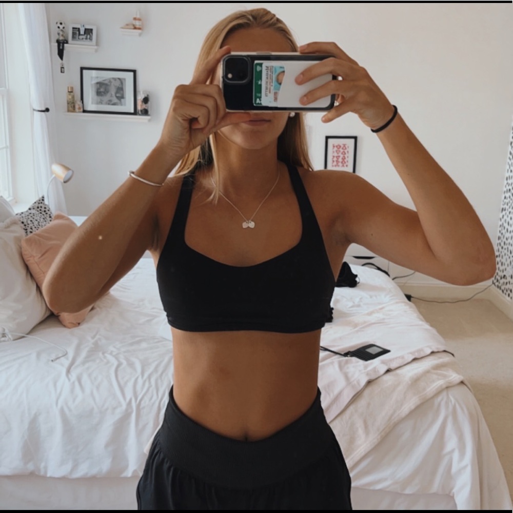 Lululemon Free To Be Bra